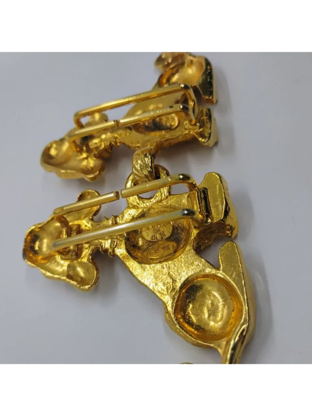 Vtg 1973 Designer Signed Mimi di N Double Poodle Dog Belt Buckle Gold Tone